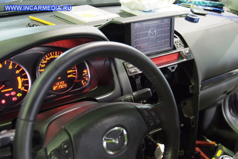 mazda6-monitor-001